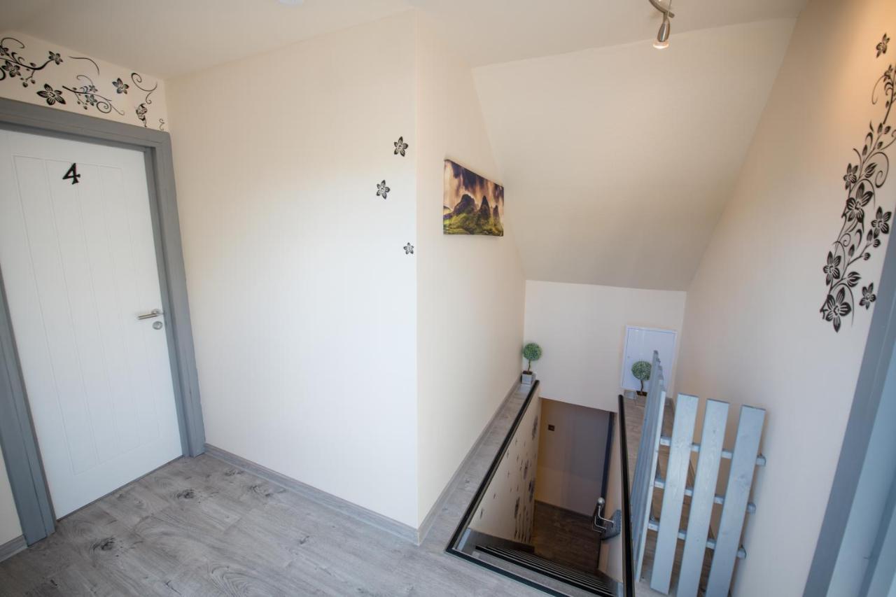 Birchbank Bed & Breakfast Roybridge Ngoại thất bức ảnh